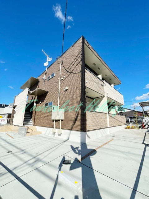 藤沢市鵠沼神明４丁目のアパートの外観