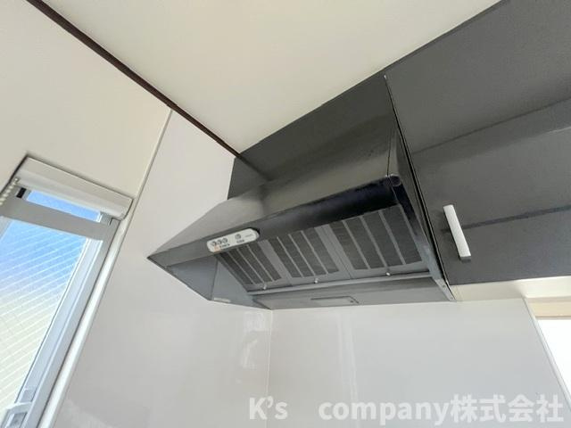 ◎高座郡寒川町中瀬　中古戸建のキッチン|レンジフード☆