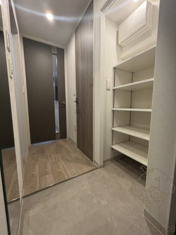 アーバネックス南森町EASTの玄関