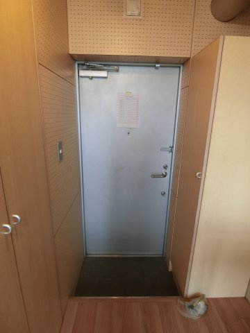 ドゥーエ新丸子の玄関|他のお部屋の参考写真となります。