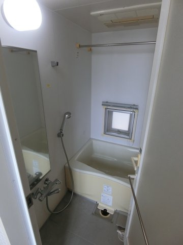 ドゥーエ新丸子の浴室|他のお部屋の参考写真となります。