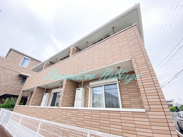 茅ヶ崎市小和田２丁目のアパートの外観