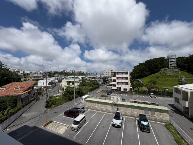コンフォート北谷桃原パークサイド　401号室の展望