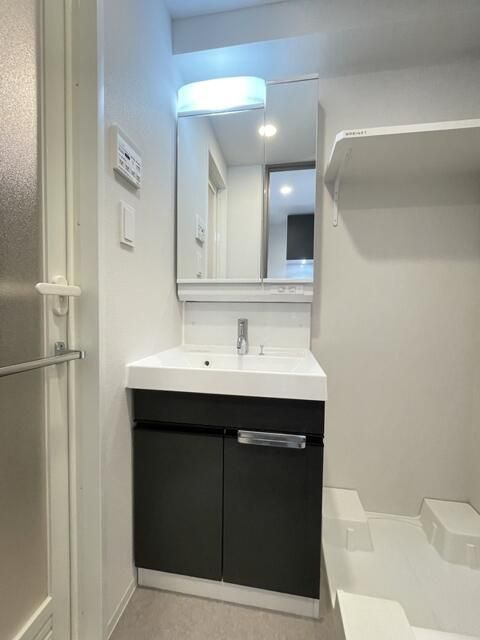 ＳＨＯＫＥＮ　Ｒｅｓｉｄｅｎｃｅ横浜鶴見Ⅲの洗面所