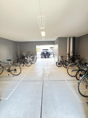 SHOKEN Residence大阪都島の駐車場