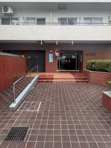 朝日言問マンションの外観|朝日言問マンション：日勤管理につき管理体制も良好です♪