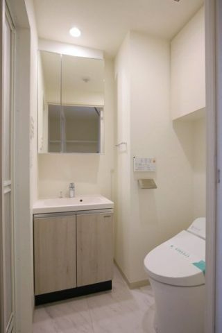 クレヴィスタ品川西大井の洗面所