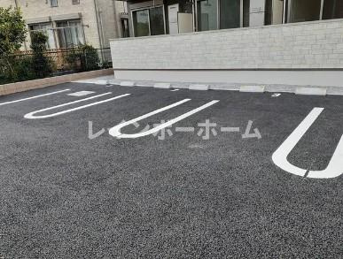川越市砂新田１丁目のアパートの駐車場