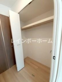 川越市砂新田１丁目のアパートの収納