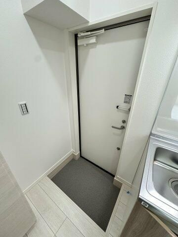 ブリーゼ平町の玄関