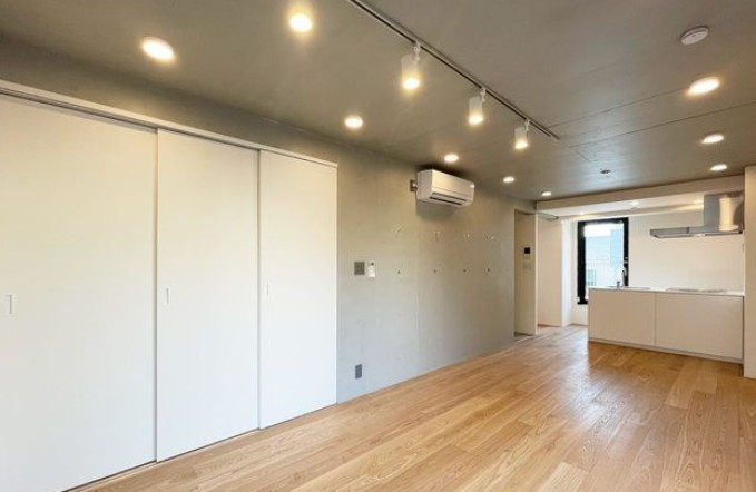 ＰＩＥＮＺＡ　中野新橋