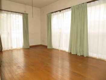松山市溝辺町　中古戸建　３ＬＤＫの洋室