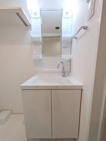 RELUXIA武蔵中原の洗面所