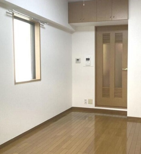 大阪市中央区安堂寺町１丁目の賃貸マンションの居間・リビング