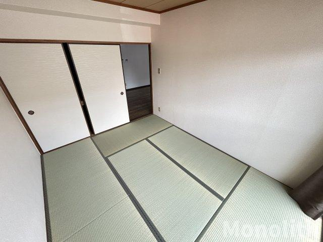 サンメゾン和泉の和室
