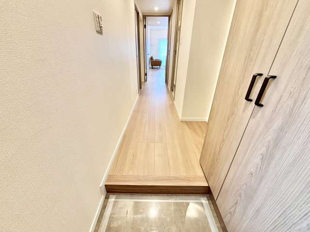 サンマンションアトレ猫ヶ洞の玄関