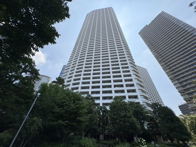 ザ・パークハウス西新宿タワー60の外観