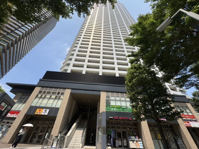 ザ・パークハウス西新宿タワー60の外観