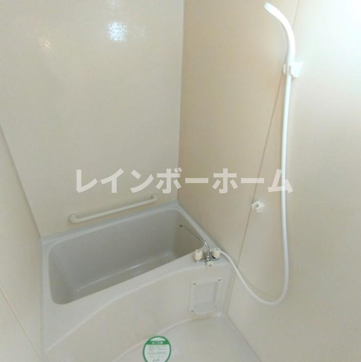 シャンブル英美の浴室