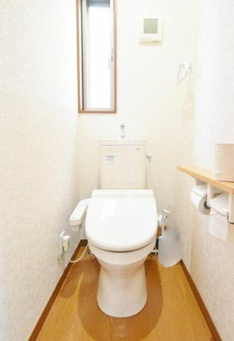 【中古】川越市萱沼リフォーム中古住宅のトイレ|シンプルなトイレスペース