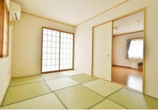 【中古】川越市萱沼リフォーム中古住宅の和室|1F6帖和室です
