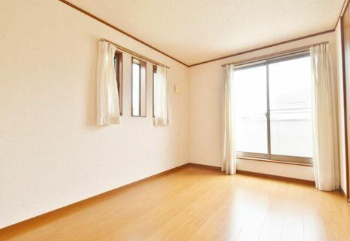 【中古】川越市萱沼リフォーム中古住宅の洋室|2F 6.5帖洋室です