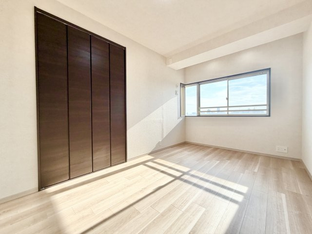 サーラステージ古出来町　の洋室