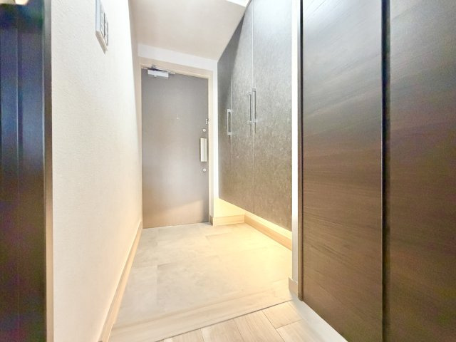 サーラステージ古出来町　の玄関