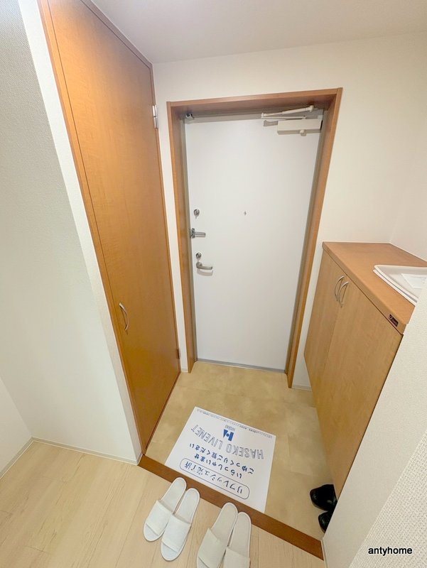 ウィルドゥ市岡　仲介手数料無料の玄関