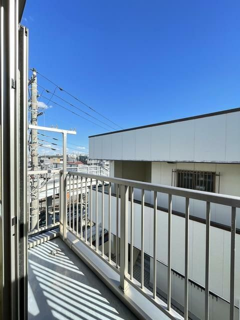 蕨テラスのバルコニー