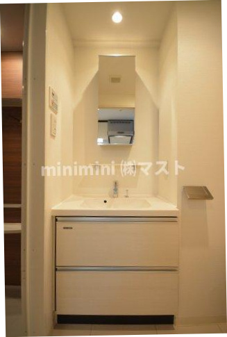 エスライズ北堀江の洗面所