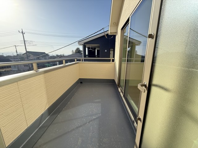 リーブルガーデンS第18渋川金井　3号棟の収納|【イメージ写真】バルコニー1です。南面バルコニーです。