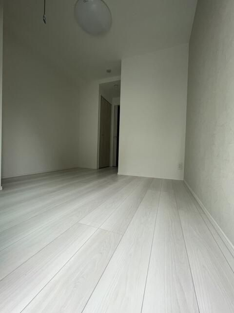ＳＨＯＫＥＮ　Ｒｅｓｉｄｅｎｃｅ横浜戸部Ⅲの居間・リビング