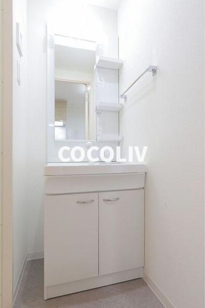 リヴィアス神戸SOLEILの洗面所|同物件別部屋写真