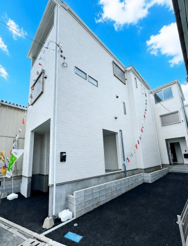 足立区千住緑町新築戸建て　駅歩12分　LDK16帖の外観