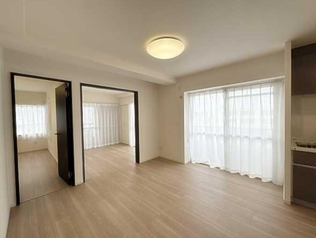 【居間・リビング】