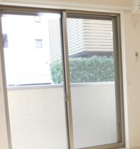 キャメル草加氷川町Ⅱのバルコニー