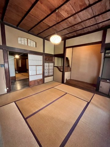 神田店舗付住居の玄関