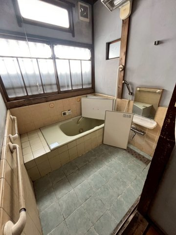 神田店舗付住居の独立洗面台