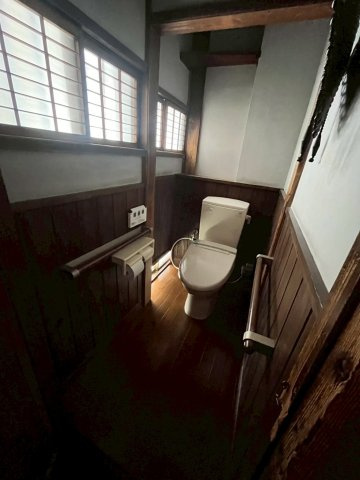 神田店舗付住居のバルコニー