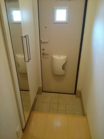 イリーデアンジュＡの玄関|玄関です