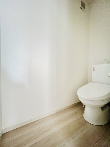 高崎市島野町のトイレ|清潔感のあるトイレは1.2階に◎