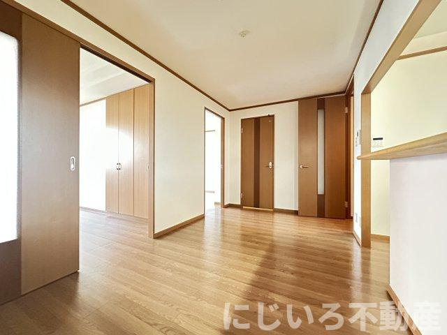 ルミナスハイム羽浦の居間・リビング