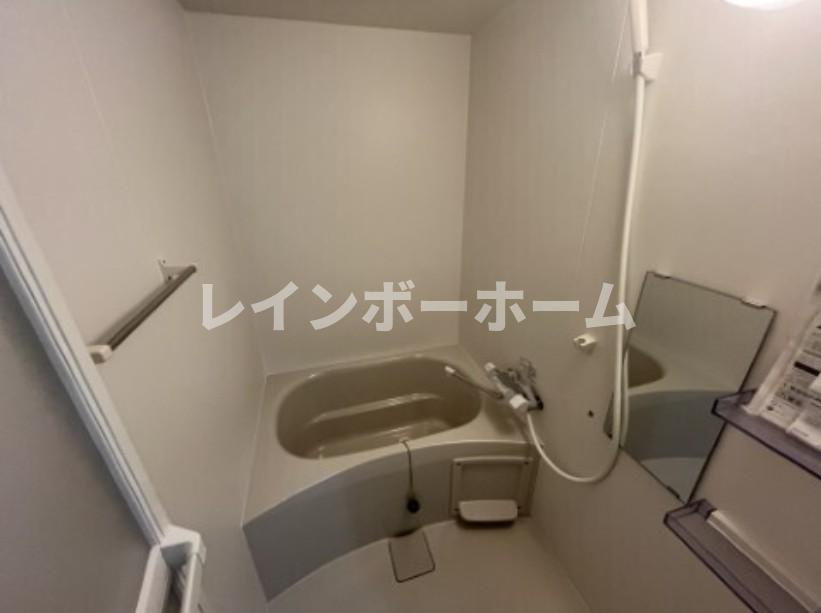 ジーメゾン見沼新提の浴室