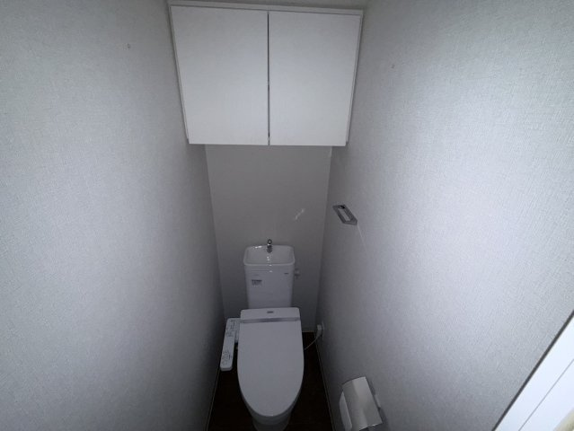 クロスレジデンス神戸元町のトイレ|同物件別部屋写真