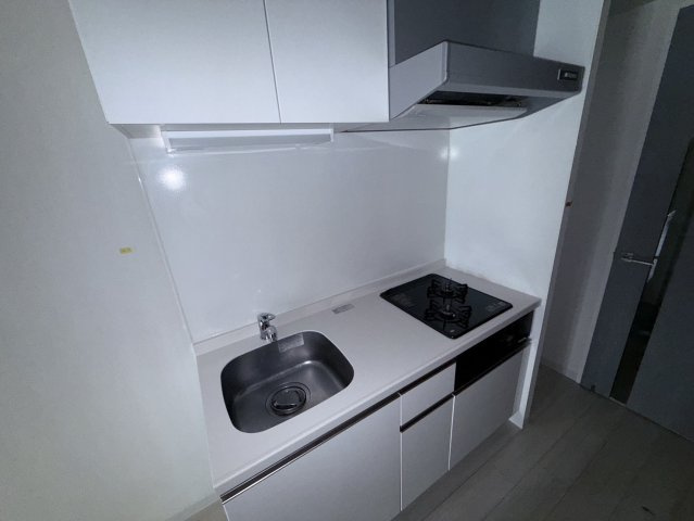 クロスレジデンス神戸元町のキッチン|同物件別部屋写真