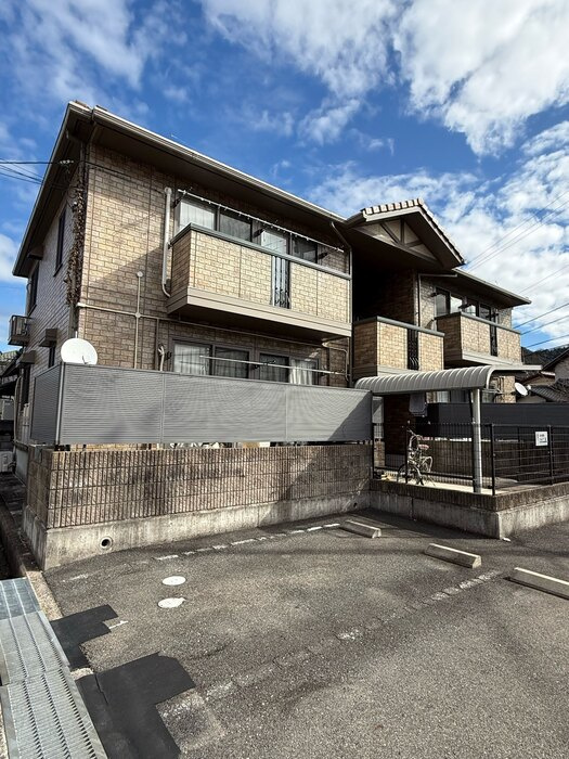 ラフィーネＹ
