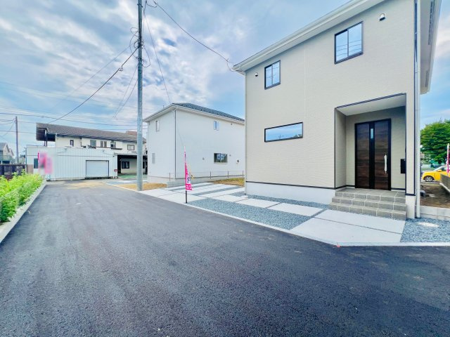 高崎市島野町の前面道路含む現地写真|閑静な住宅地◎