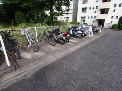 【その他共用部分】 | 狭山住宅11号棟 | 駐輪場