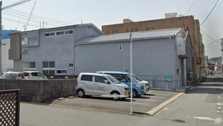 山口市小郡明治１丁目の事務所の駐車場